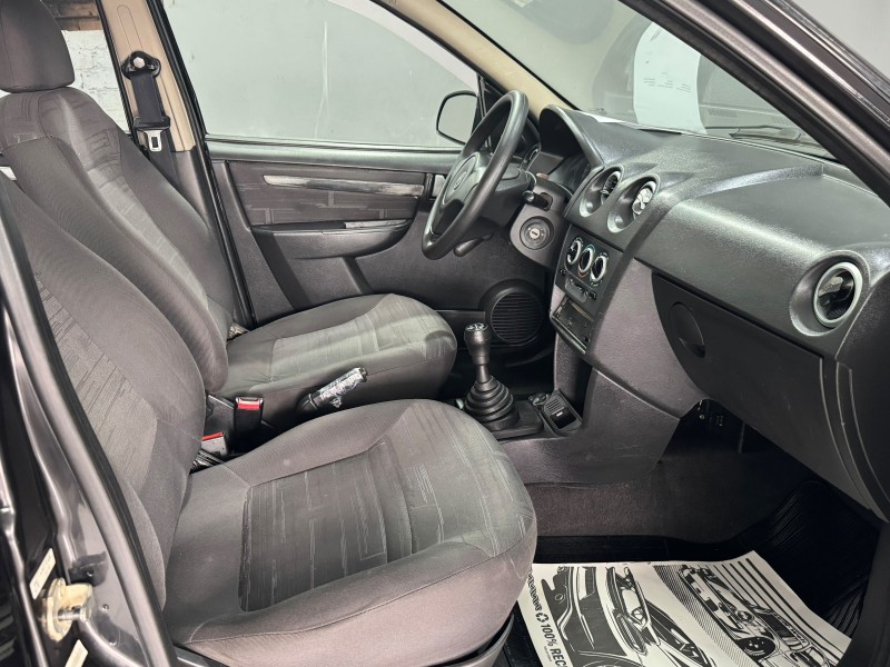 PRISMA 1.4 MPFI MAXX 8V FLEX 4P MANUAL - 2008 - CAXIAS DO SUL