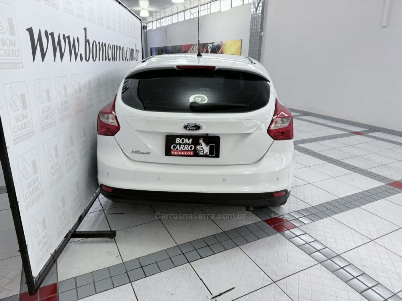 FOCUS 1.6 SE 16V FLEX 4P MANUAL - 2014 - PORTO ALEGRE