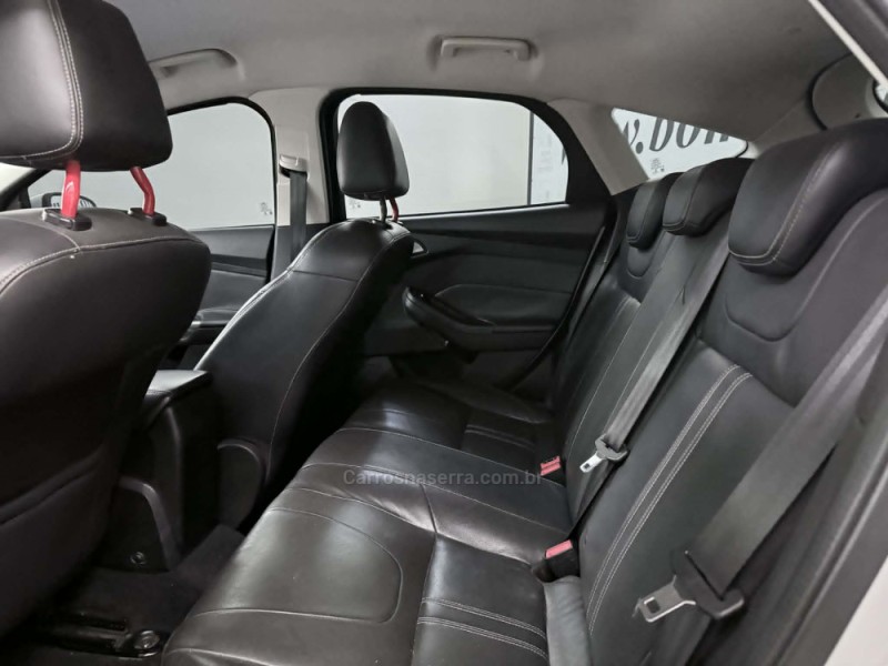 FOCUS 1.6 SE 16V FLEX 4P MANUAL - 2014 - PORTO ALEGRE