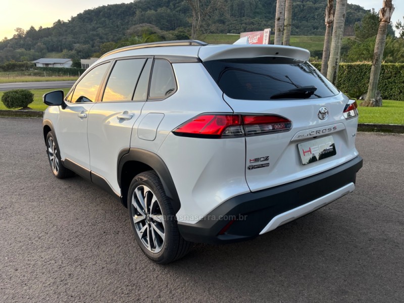 COROLLA 2.0 CROSS XRE 16V FLEX 4P AUTOMÁTICO - 2022 - BOM PRINCíPIO