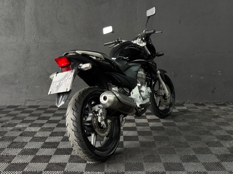 CB 300R ABS - 2014 - CAXIAS DO SUL