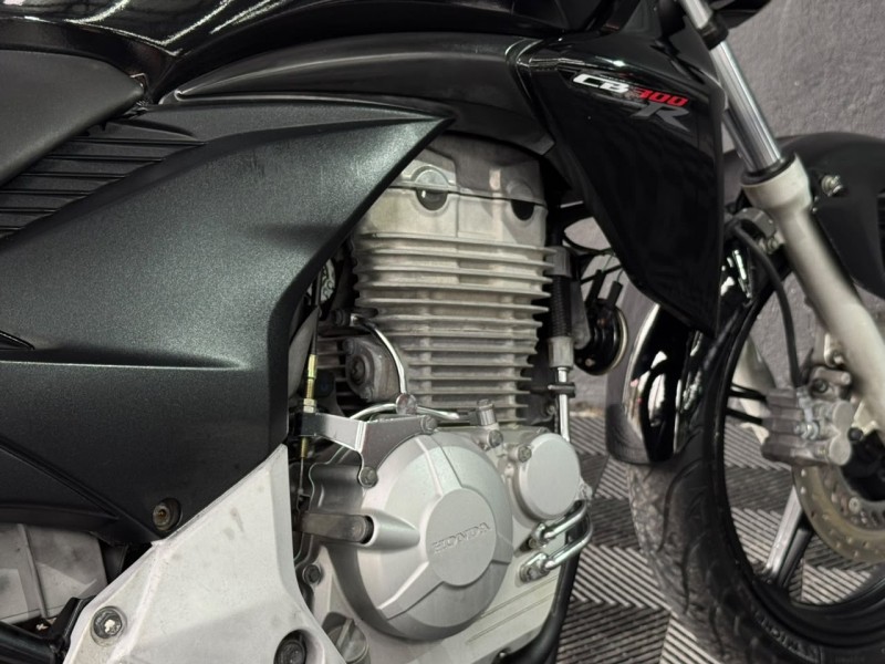 CB 300R ABS - 2014 - CAXIAS DO SUL