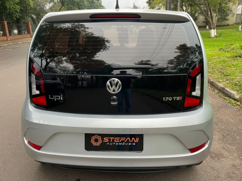 UP 1.0 TSI CONNECT 12V TOTAL FLEX 4P MANUAL - 2020 - FELIZ