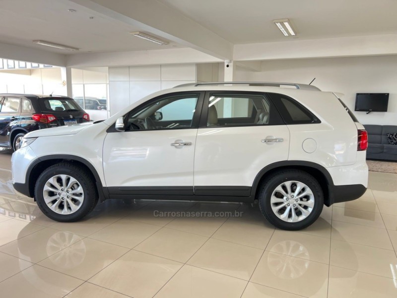 SORENTO 2.4 EX2 4X2 16V GASOLINA 4P AUTOMÁTICO - 2015 - TAQUARA