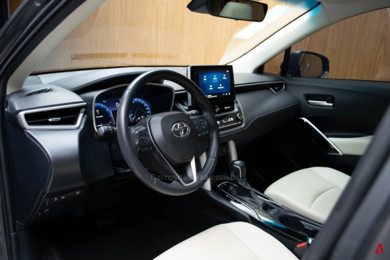 COROLLA 2.0 CROSS XRX 16V FLEX 4P AUTOMÁTICO - 2025 - GARIBALDI