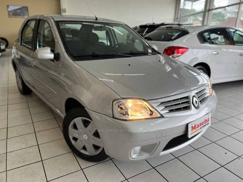 LOGAN 1.0 EXPRESSION 16V FLEX 4P MANUAL - 2010 - CAXIAS DO SUL