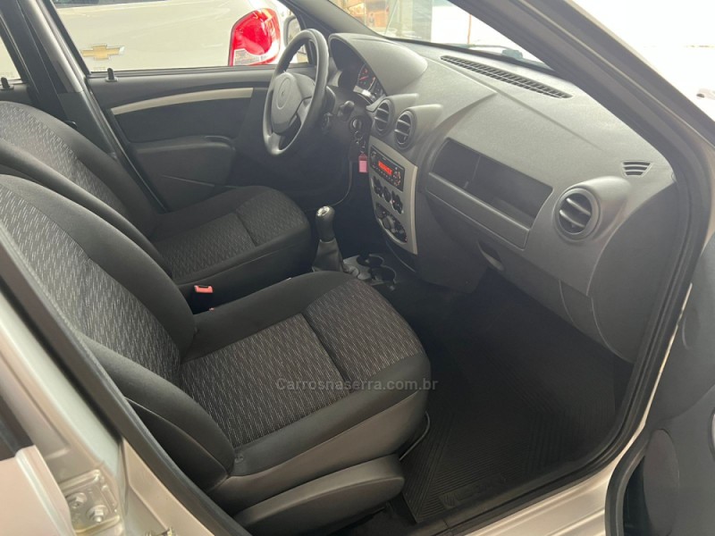 LOGAN 1.0 EXPRESSION 16V FLEX 4P MANUAL - 2010 - CAXIAS DO SUL