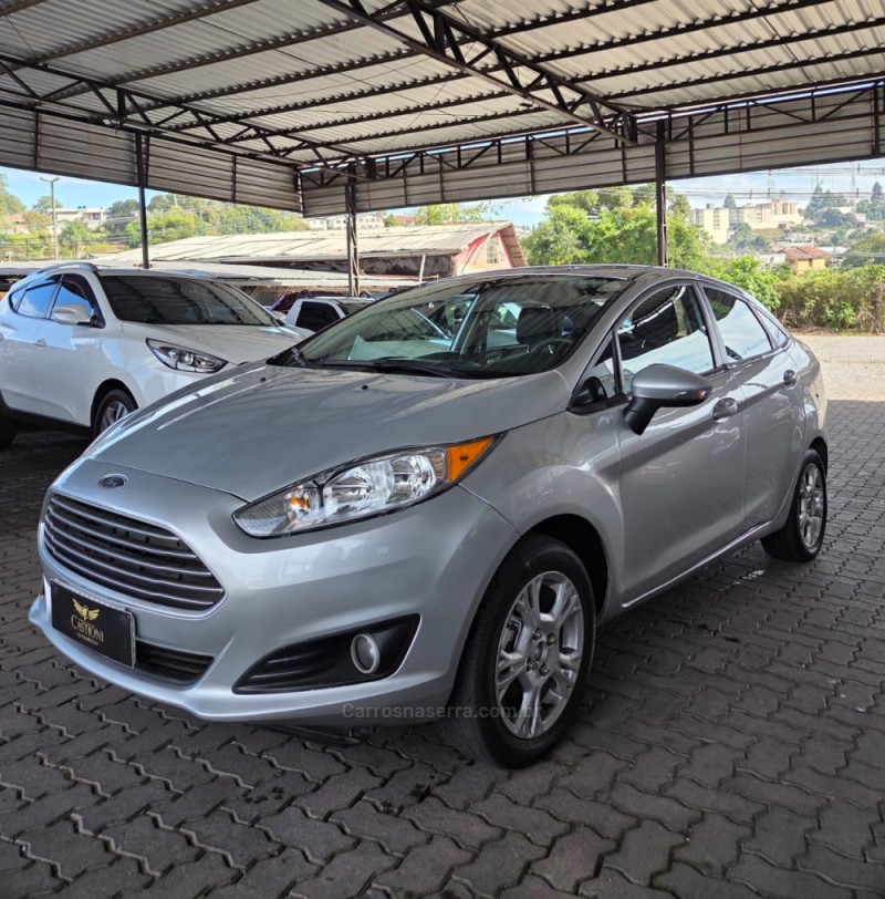 FIESTA 1.6 SE SEDAN 16V FLEX 4P MANUAL - 2016 - CAXIAS DO SUL