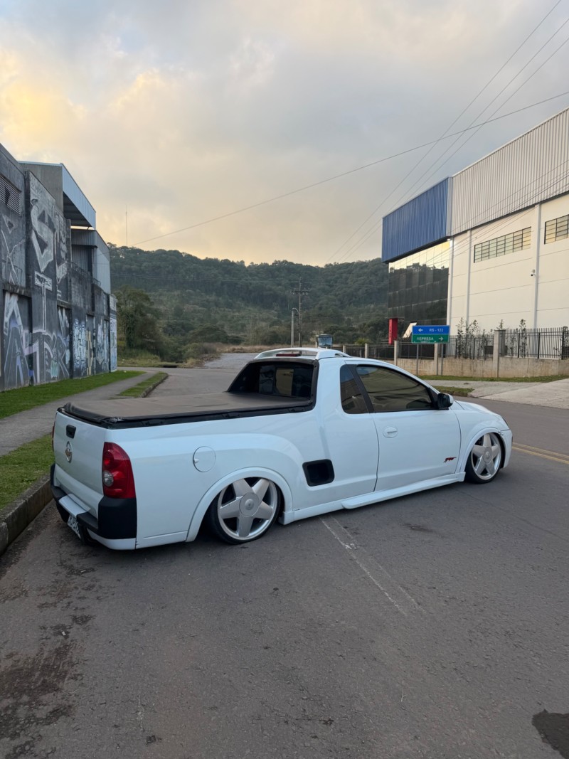 MONTANA 1.8 MPFI SPORT CS 8V FLEX 2P MANUAL - 2004 - CAXIAS DO SUL