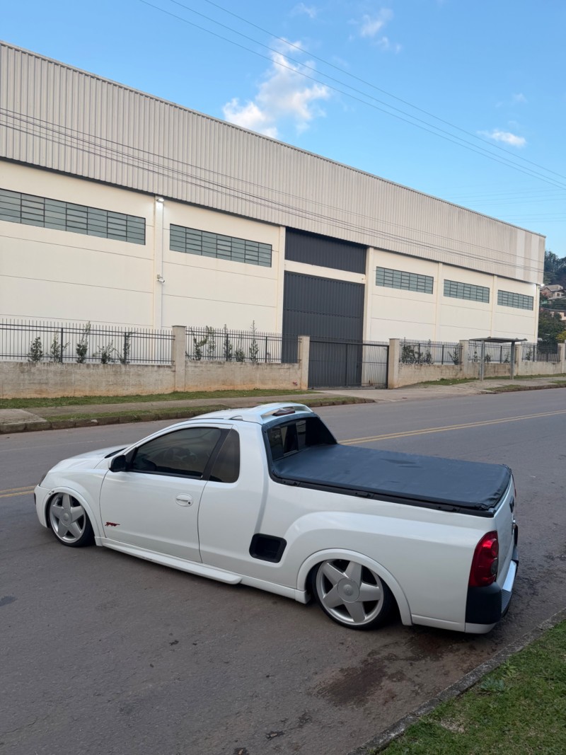 MONTANA 1.8 MPFI SPORT CS 8V FLEX 2P MANUAL - 2004 - CAXIAS DO SUL