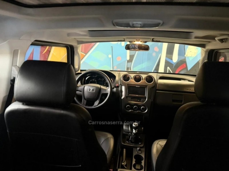 T4 3.2 TX4 TETO RÍGIDO 20V DIESEL 2P MANUAL - 2020 - NOVO HAMBURGO