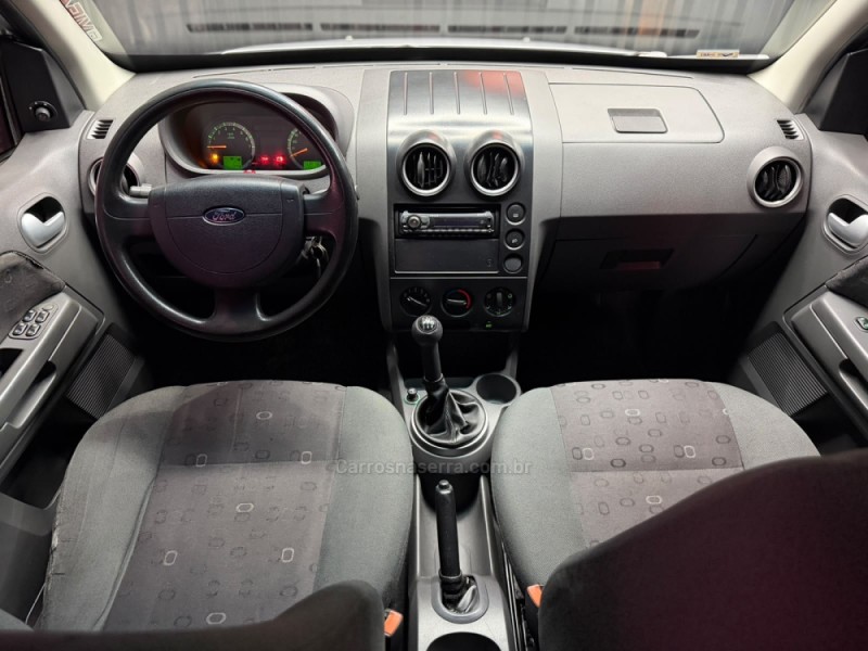 ECOSPORT 1.6 XLT 8V GASOLINA 4P MANUAL - 2004 - CAXIAS DO SUL