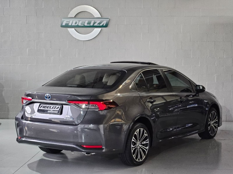 COROLLA 1.8 ALTIS PREMIUM 16V HÍBRIDO 4P AUTOMÁTICO - 2023 - FARROUPILHA