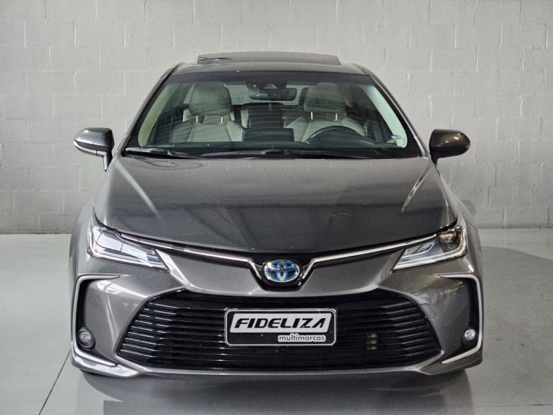 COROLLA 1.8 ALTIS PREMIUM 16V HÍBRIDO 4P AUTOMÁTICO - 2023 - FARROUPILHA