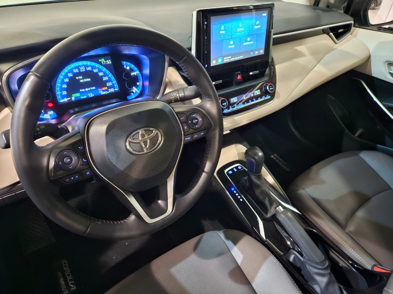 COROLLA 1.8 ALTIS PREMIUM 16V HÍBRIDO 4P AUTOMÁTICO - 2023 - FARROUPILHA