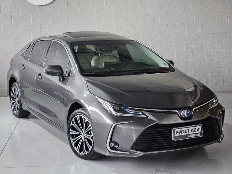 COROLLA 1.8 ALTIS PREMIUM 16V HÍBRIDO 4P AUTOMÁTICO - 2023 - FARROUPILHA