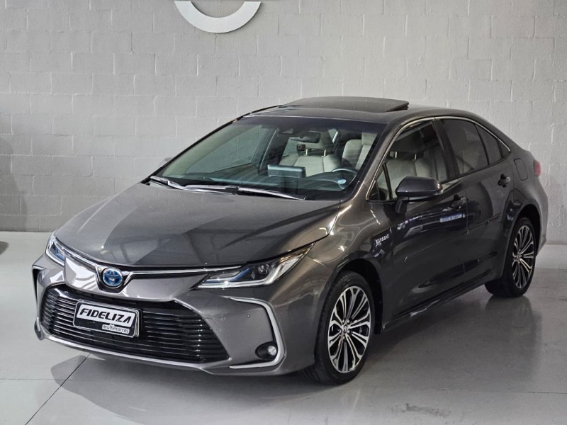COROLLA 1.8 ALTIS PREMIUM 16V HÍBRIDO 4P AUTOMÁTICO - 2023 - FARROUPILHA
