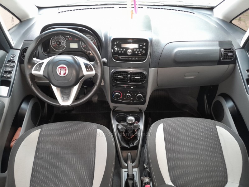 IDEA 1.6 MPI ESSENCE 16V FLEX 4P MANUAL - 2015 - NOVA PRATA