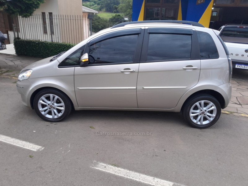 IDEA 1.6 MPI ESSENCE 16V FLEX 4P MANUAL - 2015 - NOVA PRATA