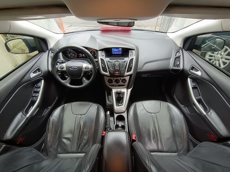 FOCUS 1.6 SE 16V FLEX 4P MANUAL - 2014 - BENTO GONçALVES