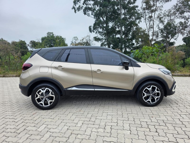 CAPTUR 1.3 ICONIC 16V TURBO FLEX 4P AUTOMÁTICO - 2023 - BENTO GONçALVES