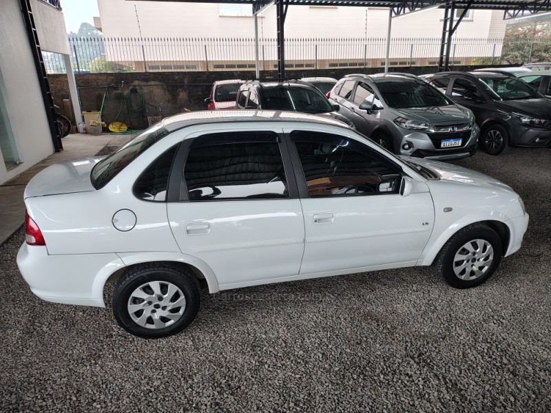 CLASSIC 1.0 VHC LS 8V FLEX 4P MANUAL - 2011 - CAXIAS DO SUL