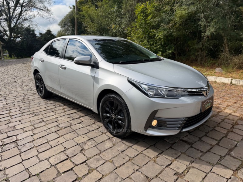 COROLLA 2.0 XEI 16V FLEX 4P AUTOMÁTICO - 2018 - NOVA PRATA