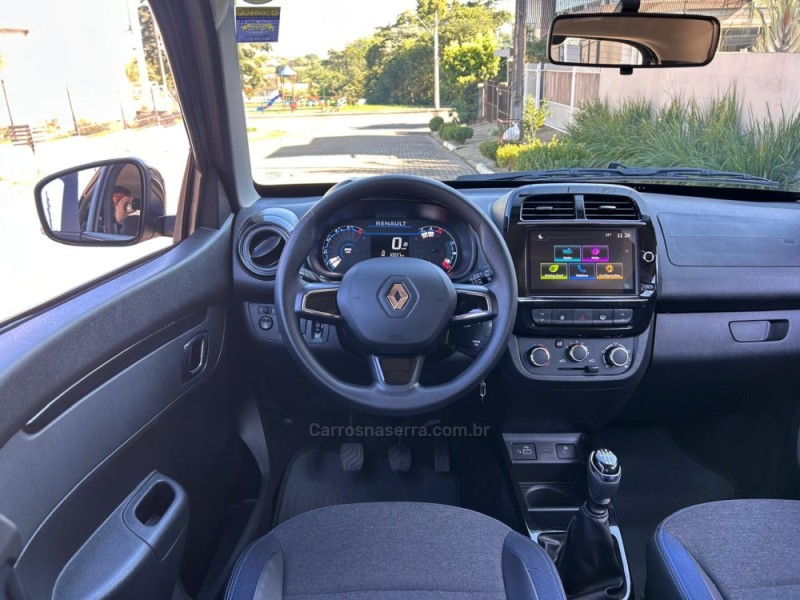 KWID 1.0 12V SCE FLEX INTENSE MANUAL - 2026 - VENâNCIO AIRES