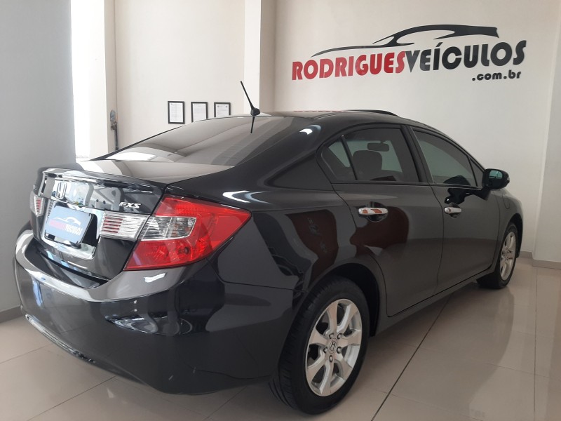 CIVIC 1.8 EXS 16V FLEX 4P AUTOMÁTICO - 2013 - CAXIAS DO SUL