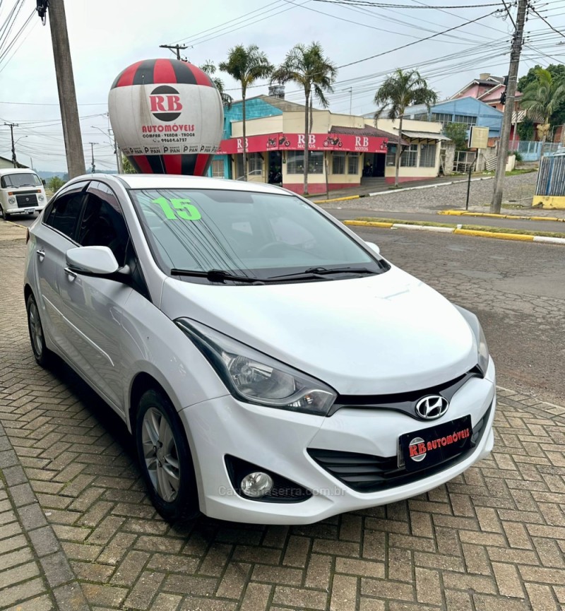 HB20S 1.6 PREMIUM 16V FLEX 4P MANUAL - 2015 - PAROBé