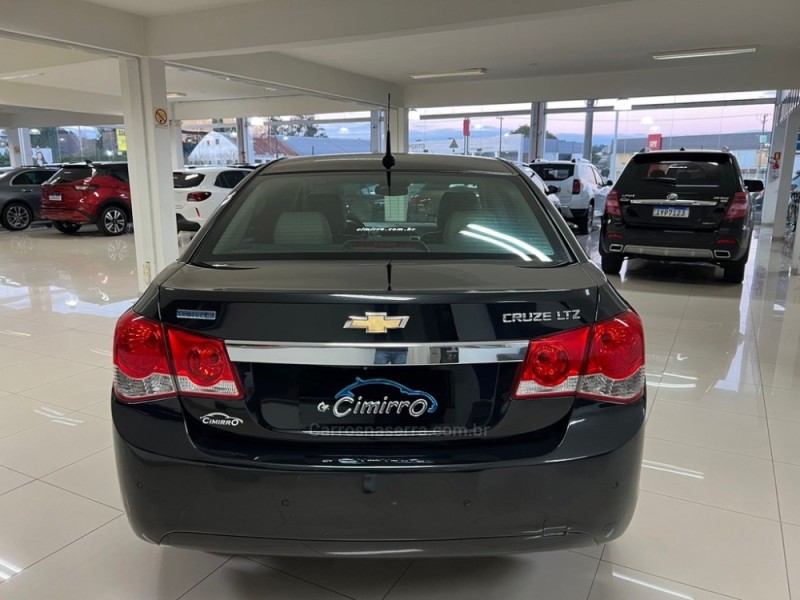 CRUZE 1.8 LTZ 16V FLEX 4P AUTOMÁTICO - 2013 - TAQUARA
