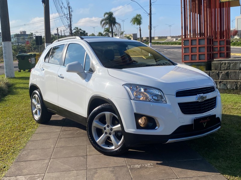 TRACKER 1.8 MPFI LTZ 4X2 16V FLEX 4P AUTOMÁTICO - 2015 - CARLOS BARBOSA