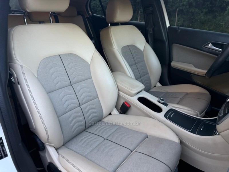 GLA 200 1.6 CGI STYLE 16V TURBO GASOLINA 4P AUTOMÁTICO - 2019 - IVOTI