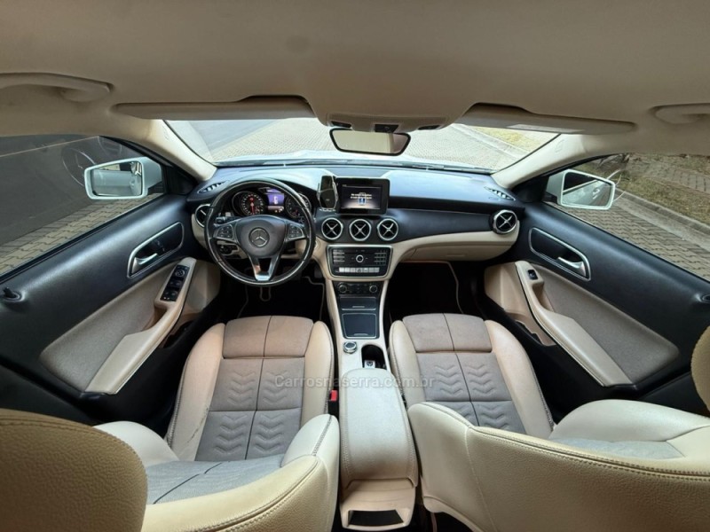 GLA 200 1.6 CGI STYLE 16V TURBO GASOLINA 4P AUTOMÁTICO - 2019 - IVOTI