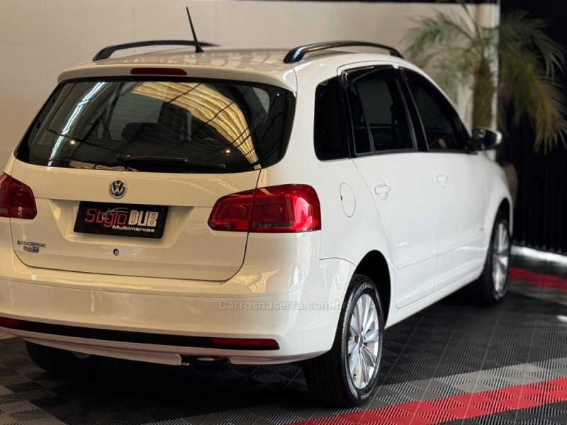 SPACEFOX 1.6 MI TREND 8V FLEX 4P MANUAL - 2012 - ESTâNCIA VELHA