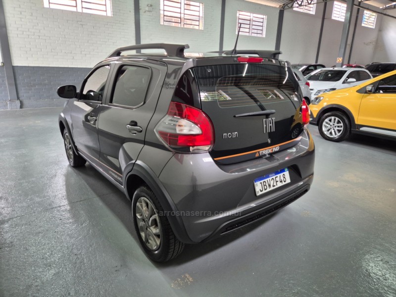 MOBI 1.0 TREKKING 8V FLEX 4P MANUAL - 2023 - GARIBALDI