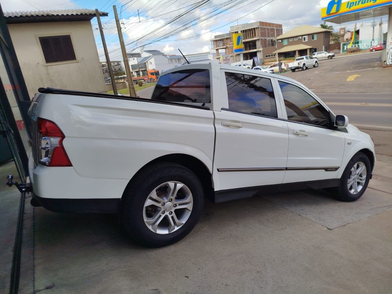 ACTYON SPORTS 2.0 16V DIESEL 4P AUTOMÁTICO - 2013 - VACARIA
