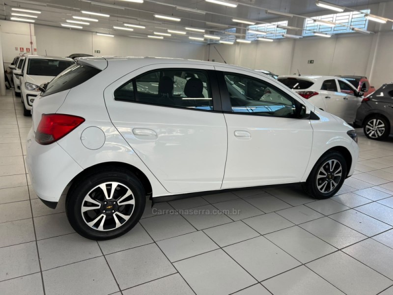 ONIX 1.4 MPFI LTZ 8V FLEX 4P MANUAL - 2015 - BENTO GONçALVES