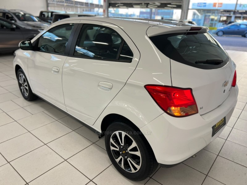 ONIX 1.4 MPFI LTZ 8V FLEX 4P MANUAL - 2015 - BENTO GONçALVES