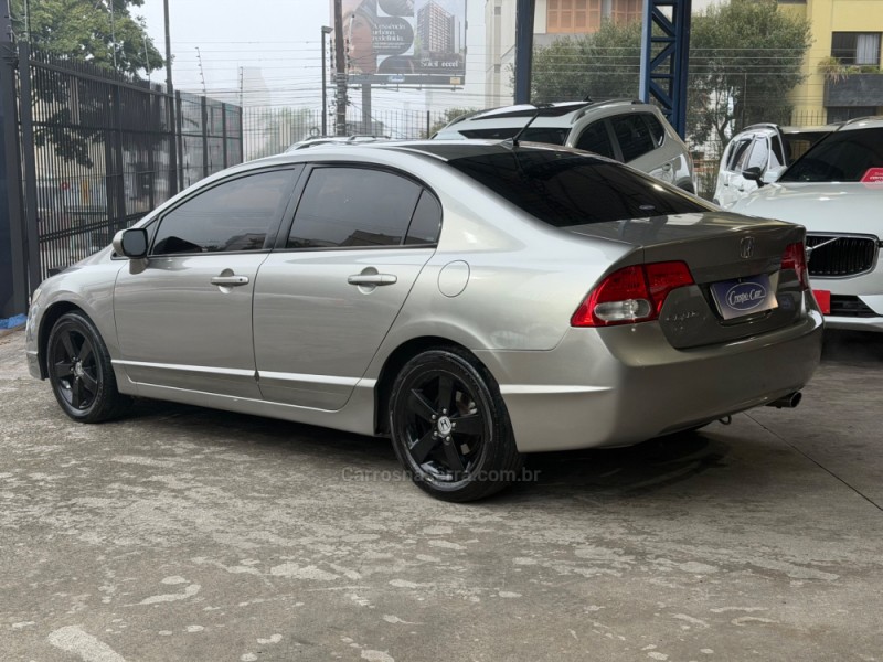 CIVIC 1.8 LXS 16V GASOLINA 4P AUTOMÁTICO - 2007 - CAXIAS DO SUL