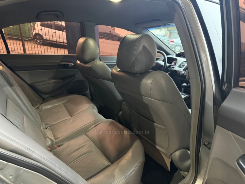 CIVIC 1.8 LXS 16V GASOLINA 4P AUTOMÁTICO - 2007 - CAXIAS DO SUL