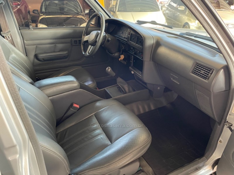 HILUX 3.0 DX 4X2 CD 16V DIESEL 4P MANUAL - 2003 - CAXIAS DO SUL