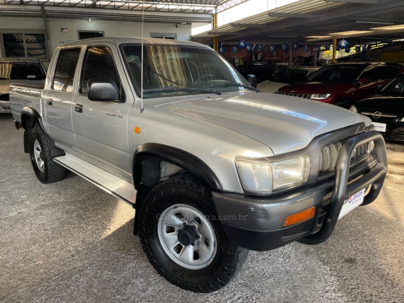 HILUX 3.0 DX 4X2 CD 16V DIESEL 4P MANUAL - 2003 - CAXIAS DO SUL