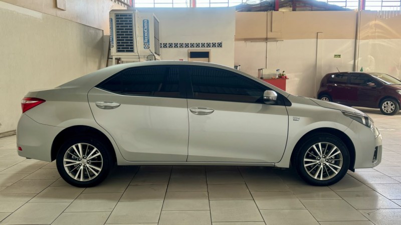 COROLLA 2.0 XEI 16V FLEX 4P AUTOMÁTICO - 2015 - ESTâNCIA VELHA