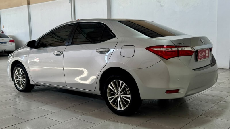 COROLLA 2.0 XEI 16V FLEX 4P AUTOMÁTICO - 2015 - ESTâNCIA VELHA