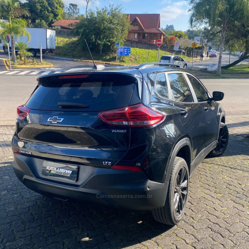 TRACKER 1.0 12V LTZ TURBO FLEX 4P AUTOMÁTICO - 2022 - MONTENEGRO