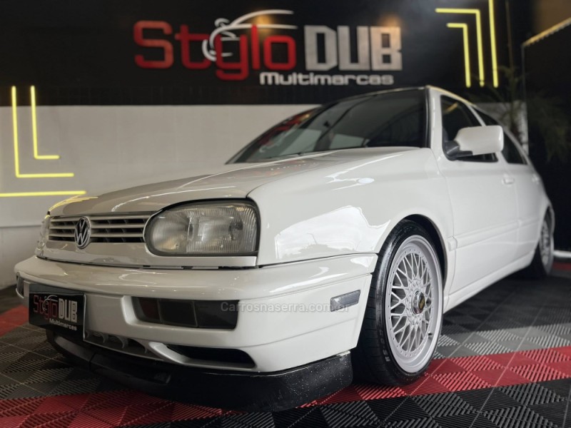 GOLF 2.0 MI 8V FLEX 4P MANUAL - 1997 - ESTâNCIA VELHA