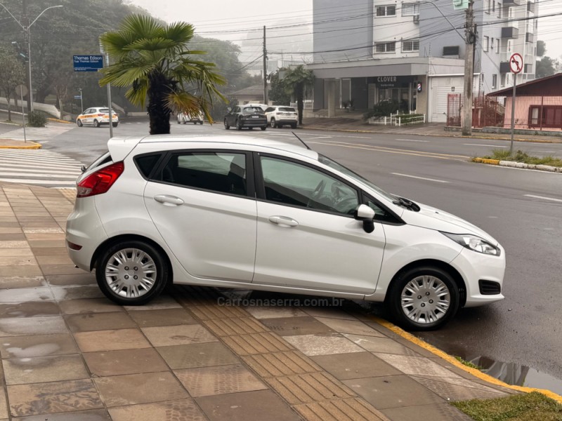 FIESTA 1.5 S HATCH 16V FLEX 4P MANUAL - 2014 - FARROUPILHA