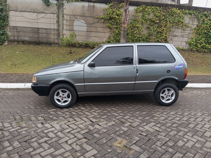 UNO 1.0 IE MILLE SX 8V YOUNG GASOLINA 2P MANUAL - 1998 - CAXIAS DO SUL