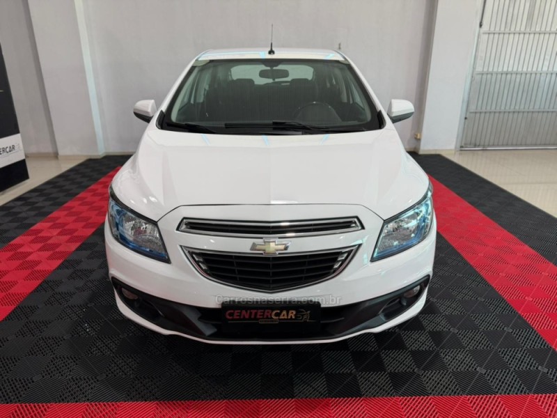 ONIX 1.4 MPFI LTZ 8V FLEX 4P MANUAL - 2016 - NOVO HAMBURGO